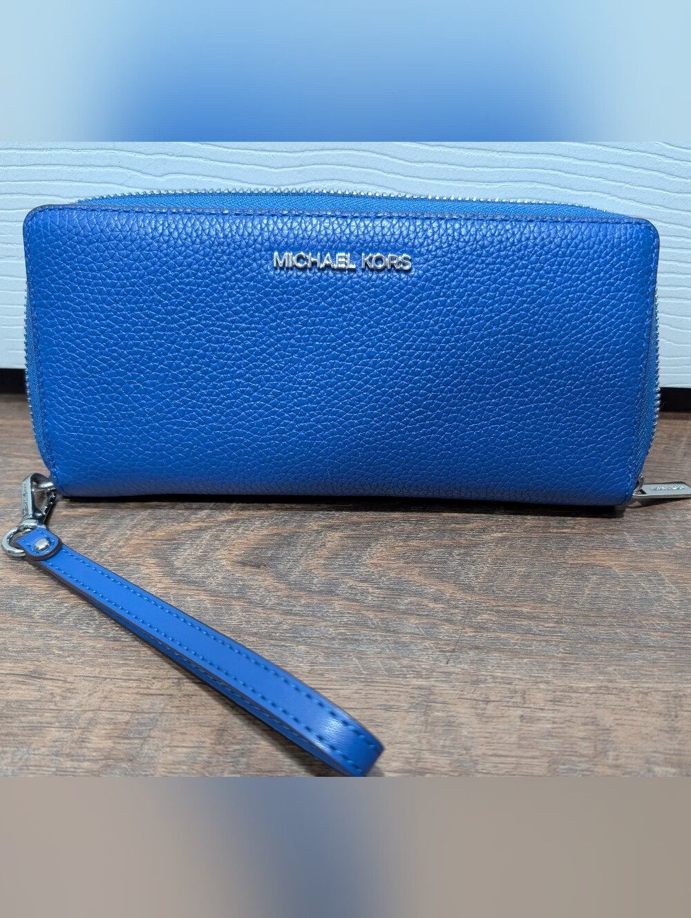 Michael Kors Cobalt Blue Women’s Wristlet